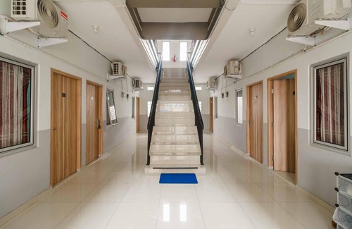 Palembang Casa | RedDoorz syariah near Stasiun LRT Bumi Sriwijaya