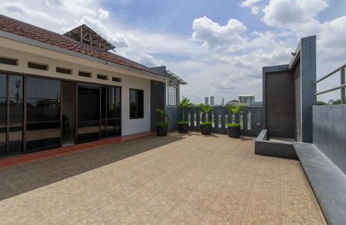 Tanjung Duren Utara Casa | RedDoorz @ Tanjung Duren