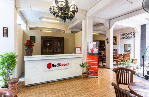 Solo City Centre Casa | RedDoorz @ Urip Sumoharjo Solo