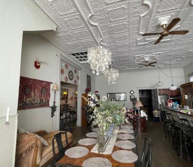 Little Falls Apartamento | Redefined Alchemy LLC
