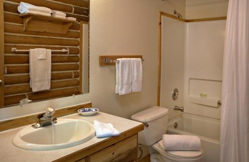 Stanley Hotel | Redfish Riverside Inn