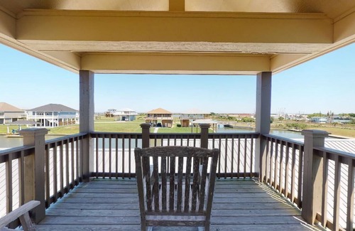 Galveston Casa | Redfish Tower: 3 BR, 3 BA House in Pt. Bolivar, Sleeps 8