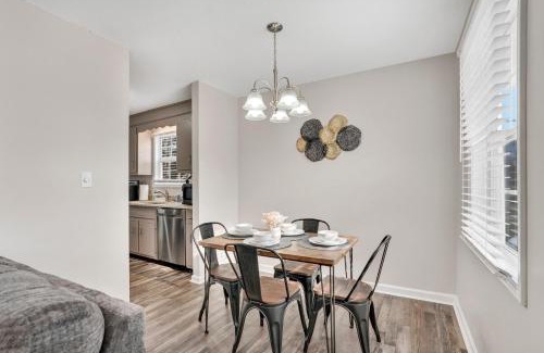 Clarksville Casa | Redranch-300mbps Wifi-workspace
