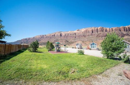 Moab South Valley Casa | Redrock Moab Tiny House w Loft - Site 3