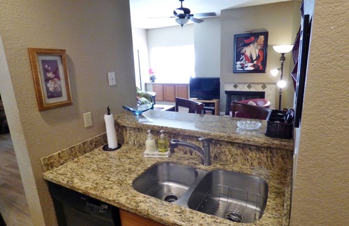 Scottsdale Ranch Condominio | ¡MARAVILLOSO! Piscinas -Spa -Tenis -Gym -Gated - Prístino!