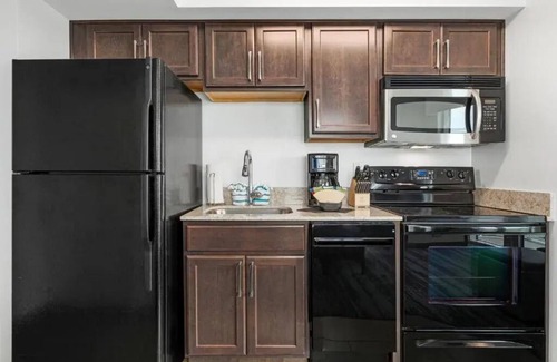 Cherry Grove Beach Villa | One Bedroom Villa @ Club Wyndham Towers On The Grove for Jul 12 - 17, 2025