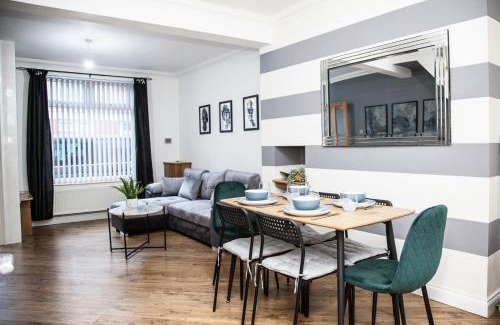Wavertree Casa | Reduced Price, Long or Short Stays, Free Parking