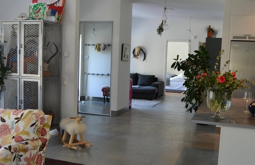 Nacka Municipality Villa | PRECIO REDUCIDOCasa moderna Ubicación singularmente deshabitada cerca de Estocolmo, lago y archipiélago