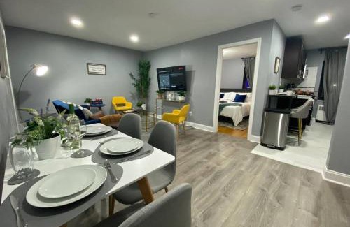 Snyder Square Apartamento | Reduced Priced! Apt by American Dream, Sleeps 6