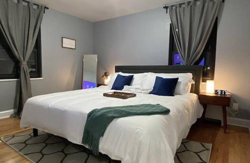 Snyder Square Apartamento | Reduced Priced! Apt by American Dream, Sleeps 6