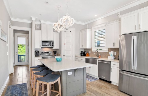 Orange Beach Casa | Reduced Rate! Salty Mermaid *Pet-Friendly, Pool, Beach Access*