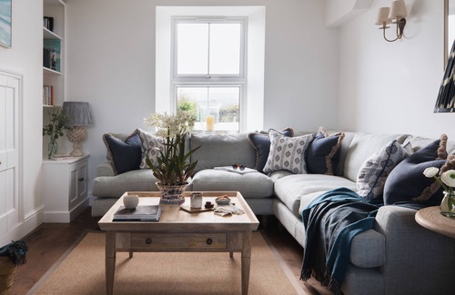Treknow Casa | Reduced rates December, outstanding sea views, newly renovated, sleeps 10