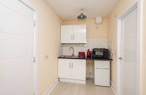 London Borough of Bromley Apartamento | *Reduced Rates* Greater London Studio 2 | Approx. 20Mins to London Bridge