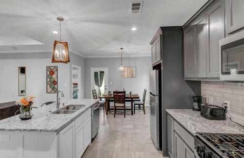Beaumont Casa | Reduced! Renovated hidden gem. Chef Kitch. Wheelch