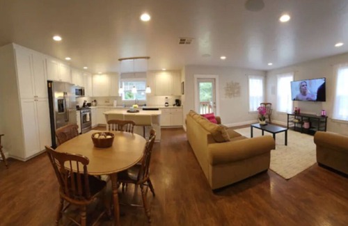 McKinleyville Casa | Redwood Family Hideaway