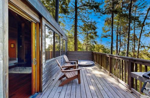 Sea Ranch Casa | Redwood Grove