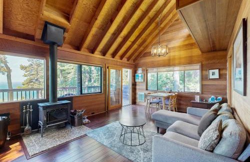 Sea Ranch Casa | Redwood Grove