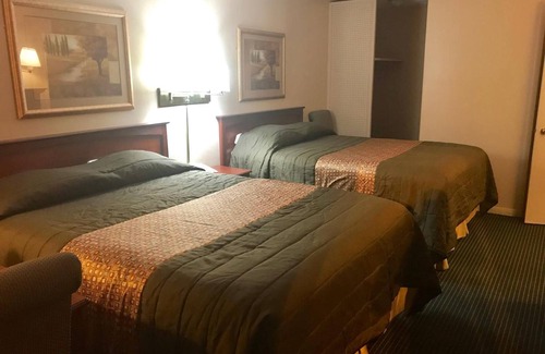 Gadsden Hotel | Redwood Inn