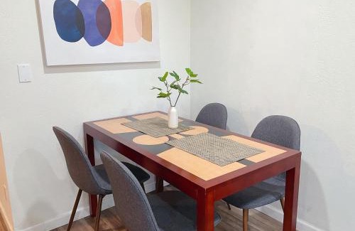 Sunnyvale Apartamento | Redwood Place in Heart of Silicon Valley