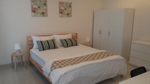 Pangkalpinang Apartamento | Redwood Residence
