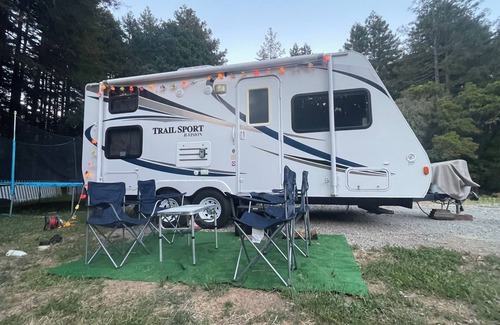 Gilroy Casa | Redwood RV Retreat: Trampoline, Animals & Family Fun