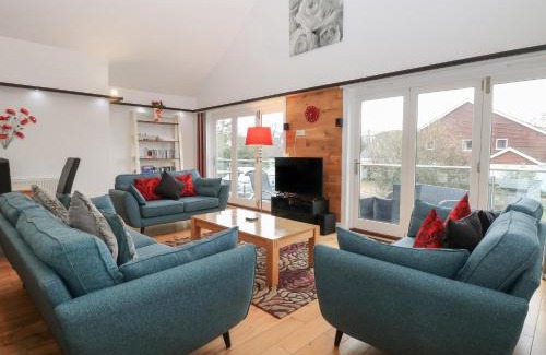 Horning Casa | Reedlings