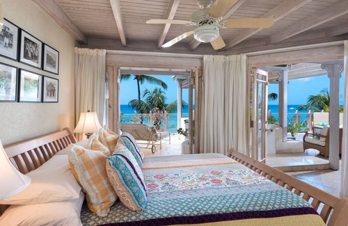 Reeds Bay Condominio | Reeds Penthouse 14 | Beach Front - Located in Beautiful Saint James with Private Pool
