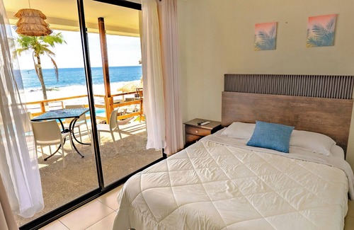 La Libertad Hotel | Reef On The water