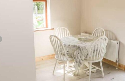 Westport Apartamento | Reek View - Two Bedroom cottage