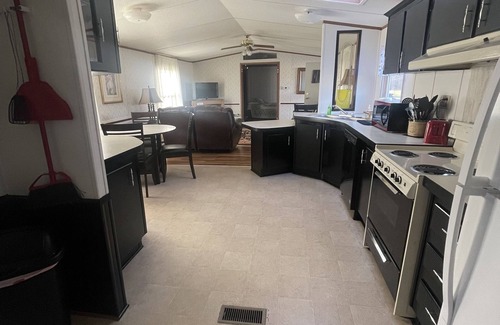 Horton Casa | REEL DEAL! Covered Boat Parking! LONG TERM RENTAL!