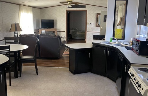 Horton Casa | REEL DEAL! Covered Boat Parking! LONG TERM RENTAL!