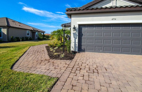 Braden River Villa | Reel Good Time: Lakefront Villa