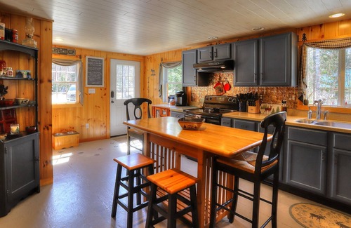 Rangeley Plantation Casa | Reel Life - ATV/Snowmobile from door!