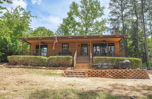 Leesville Casa | Reel Relaxing Summary