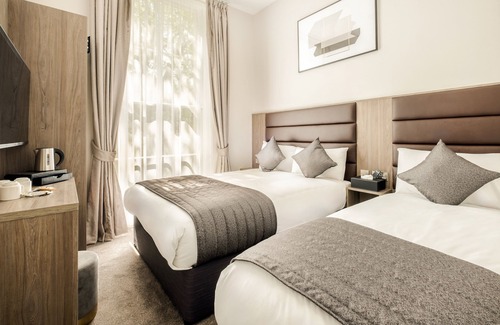 Bayswater Hotel | Reem Hotel