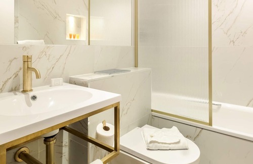 Bayswater Hotel | Reem Hotel