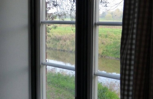 Wasserkoog Casa | Reetdach-appartement "wasserkoog 22" in Tetenbüll für 2 Personen