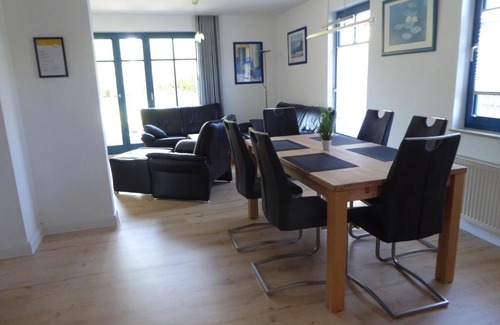 Puddemin Casa | Reetdachhaus Holunder 3, 6 Personen, Kamin, W-Lan