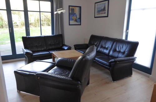 Puddemin Casa | Reetdachhaus Holunder 3, 6 Personen, Kamin, W-Lan