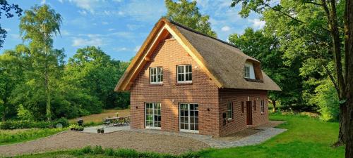 Holthorst Casa | Reetdachhaus in der Bremer Schweiz