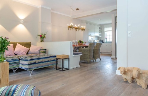 Morsum Casa | Reethüs Syltliebe - NEU 2023 - Luxuriöses Ferienhaus in Morsum mit Wunderschönem Blick in die Natur