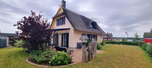 Zierow Casa | Reethaus "Hüs Kiek Inn"