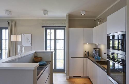 Kreptitz Casa | Reetland am Meer - Luxus Reetdachvilla mit 3 Schlafzimmern, Sauna und Kamin E23