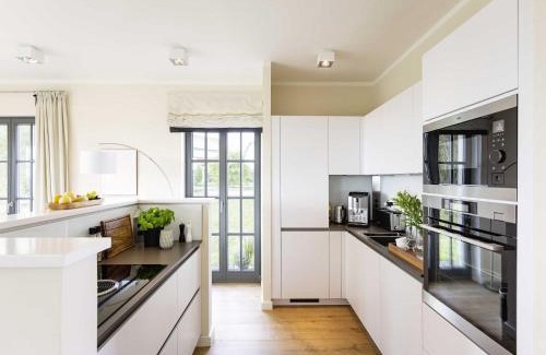 Kreptitz Casa | Reetland am Meer - Luxus Reetdachvilla mit 3 Schlafzimmern, Sauna und Kamin E07