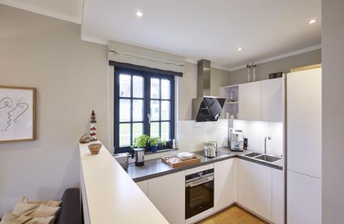 Dranske Casa | Reetland am Meer - Premium Reetdachvilla mit 3 Schlafzimmern, Sauna und Kamin F14
