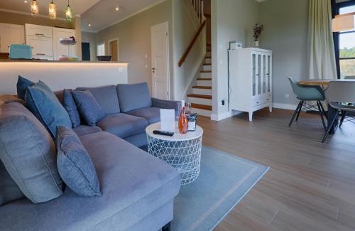 Dranske Casa | Reetland am Meer - Premium Reetdachvilla mit 3 Schlafzimmern, Sauna und Kamin F27
