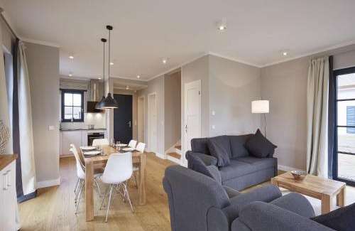 Kreptitz Casa | Reetland am Meer - Superior Reetdachvilla mit 2 Schlafzimmern und Kamin F06