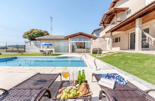 Bom Jesus dos Perdoes Casa | Refúgio com piscina, lareira e conforto, 1h de SP