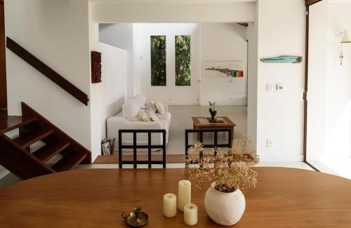 Itacoatiara Casa | Refúgio com vista mar e verde