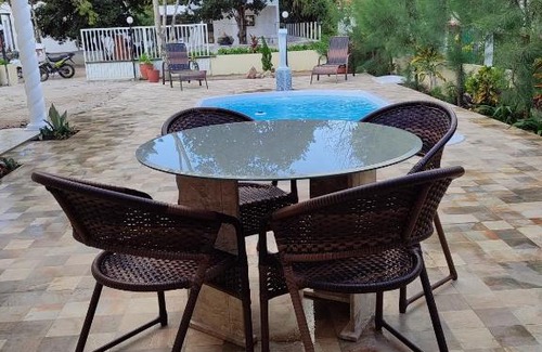 Guabiraba Apartamento | Refúgio Completo com Piscina em Aldeia dos Cãmaras